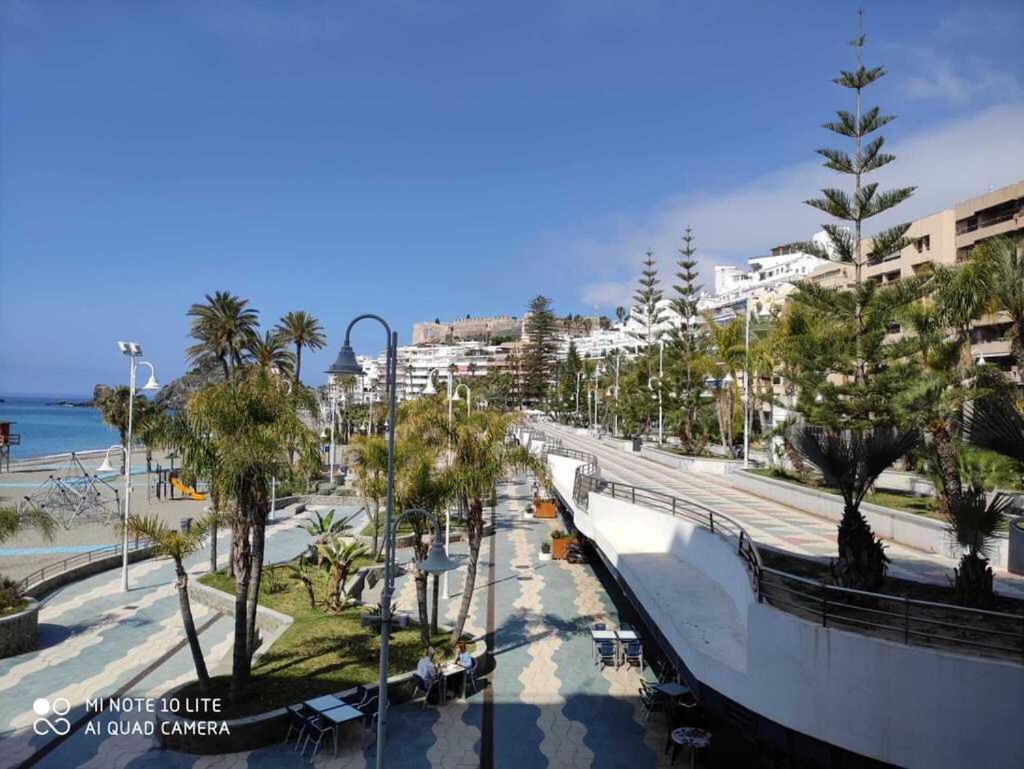 Centro-Primera Linea De Playa Almuñécar Kültér fotó